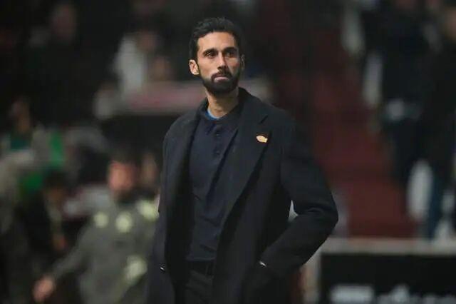 星空娱乐链接-近97场23败！平均每4场输1场，皇马的问题可不只是阿韦洛亚造成的